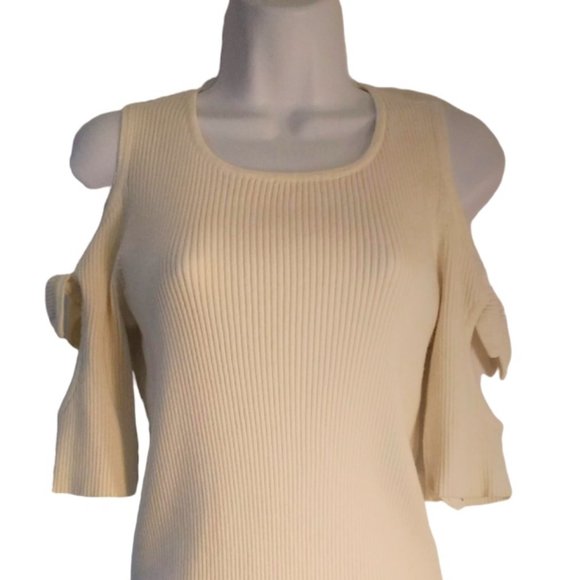 NEW CeCe Tie Sleeve Cold Shoulder Sweater - Picture 2 of 6